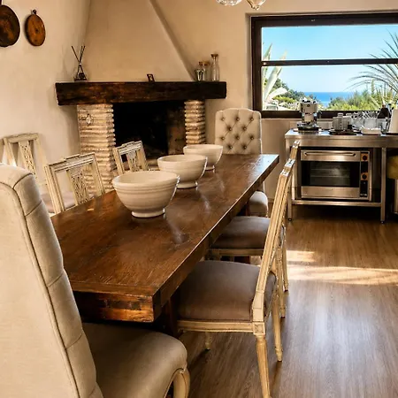 Konukevi Silvio Relais Civitanova Alta